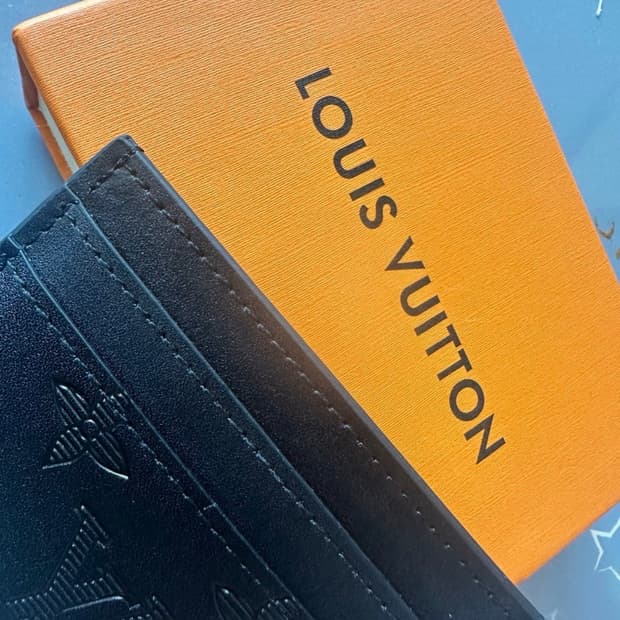 루이비통 비즈니스 지갑