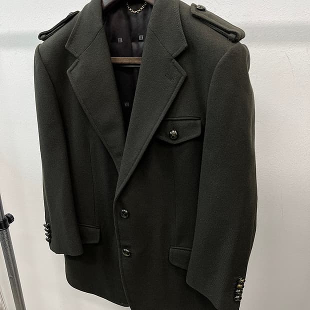 105) 루이비통 밀리터리 견장 울자켓 