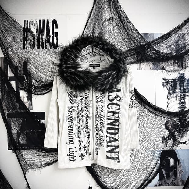 00s printing fur hood zipup