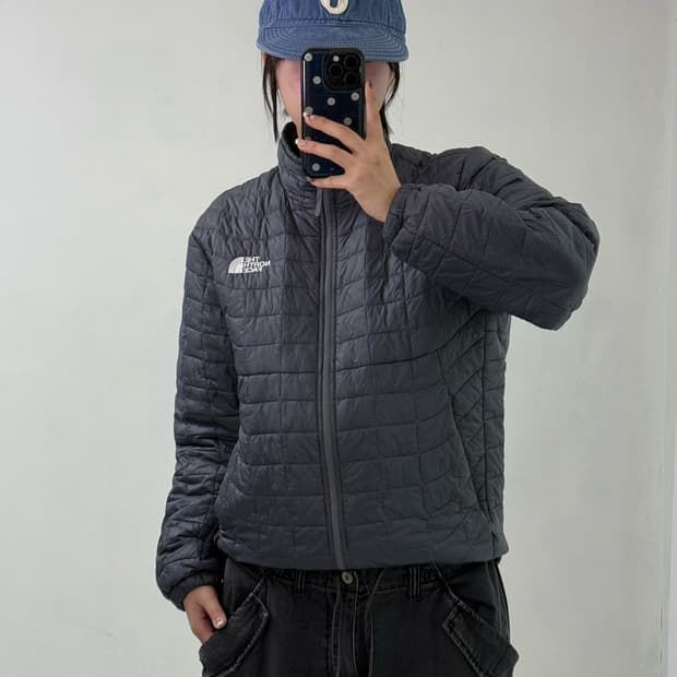노스페이스 써모볼 에코 경량패딩