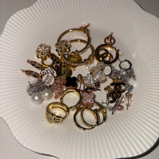 귀걸이 모음 (개당 0.5-2.2)