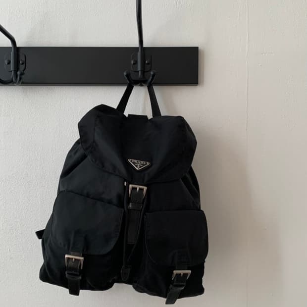 프라다 리나일론 백팩 (m) 블랙 -정품