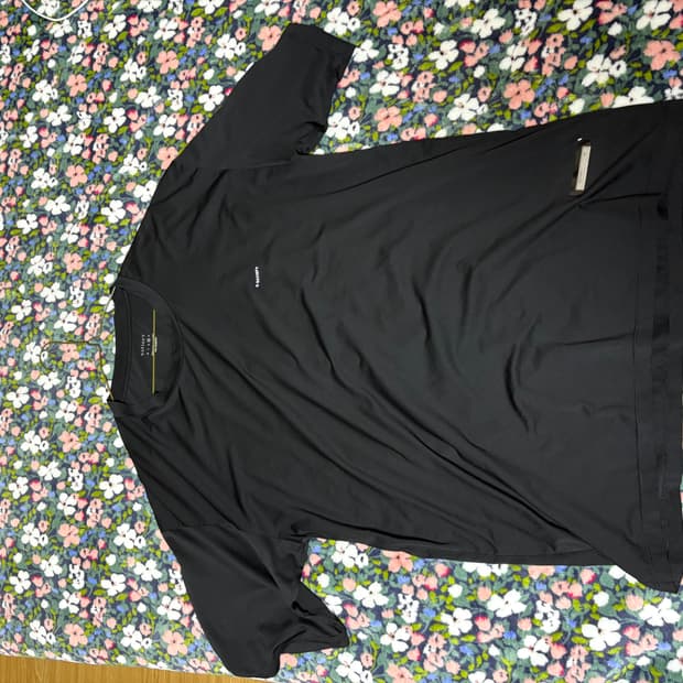 새티스파이 아우라라이트 티셔츠 블랙