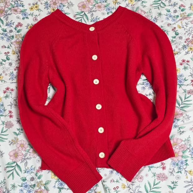 2000원 빈티지)레드 모리걸 니트가디건