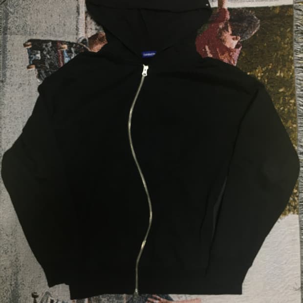 WAVE ZIP UP HOODIE BLACK