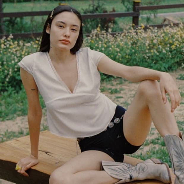 글로니 줄스 블라우스