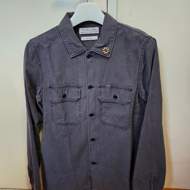 XL) 레미 릴리프 밀리터리 셔츠 꽃 스터드 차콜 Made in Japa
