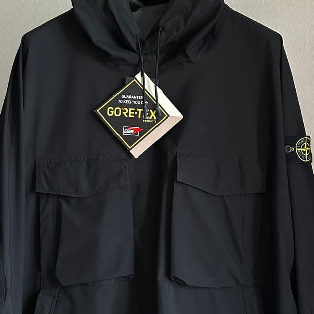 스톤아일랜드 고어텍스 팩라이트 아노락 20ss XL(105-110)