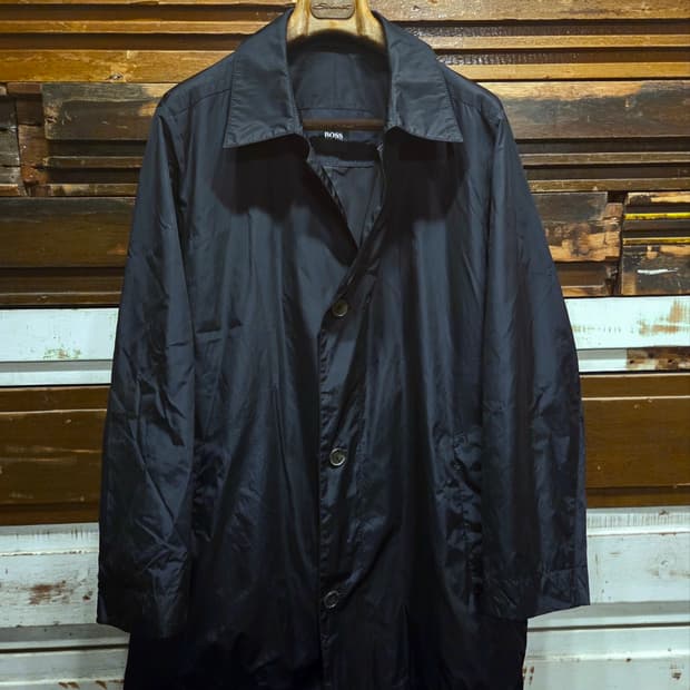 휴고보스 블랙라벨 코트