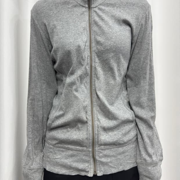 gray zipup