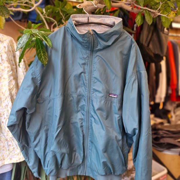 Z-366 파타고니아 쉘드 신칠라 봄버 웜업 자켓 