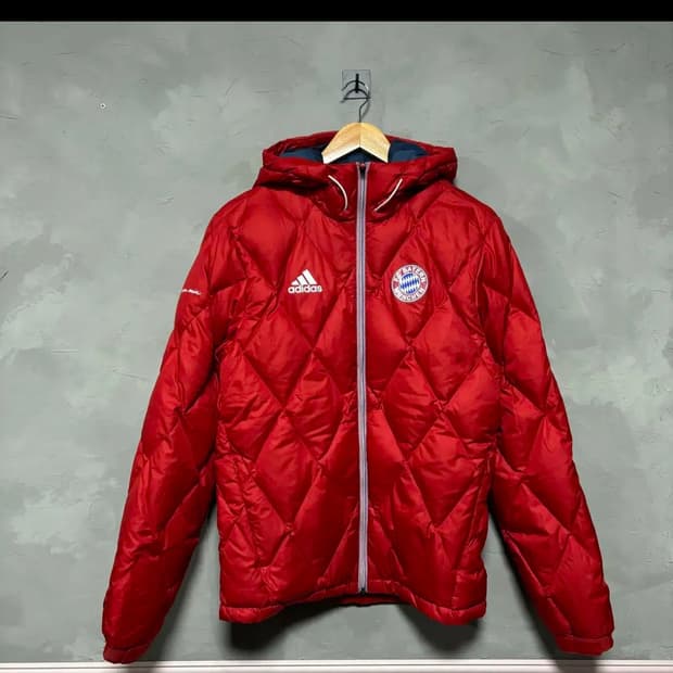 아디다스 뮌헨 패딩