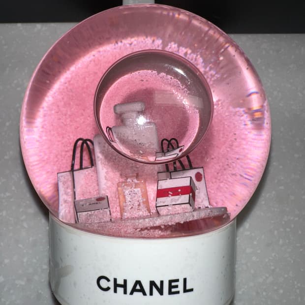 샤넬 Chanel 스노우볼