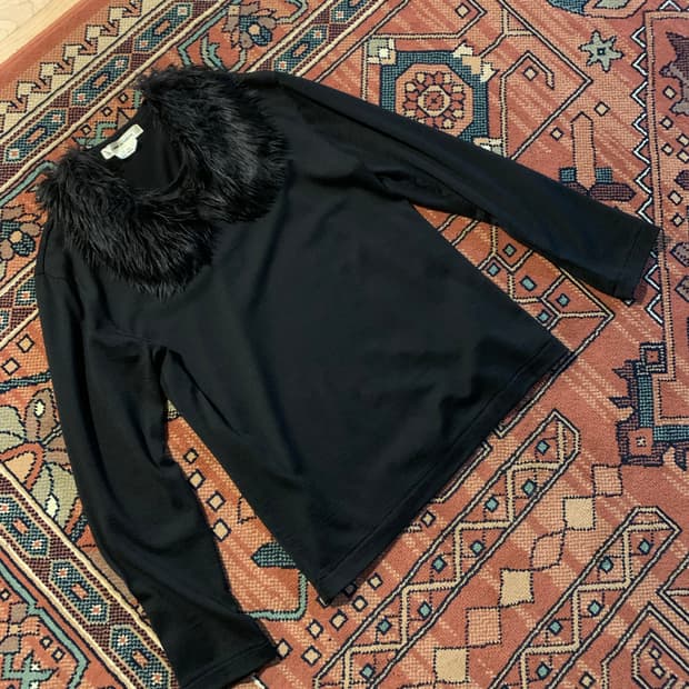 꼼데가르송 퍼 니트