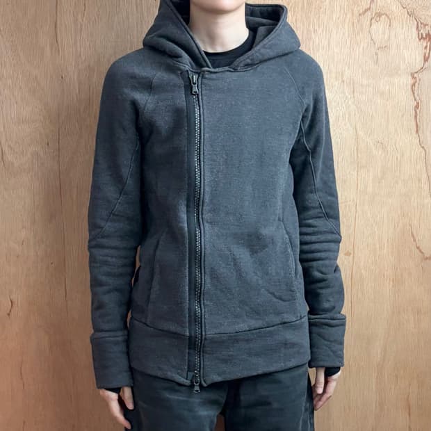 립반윙클 비대칭 후드 집업