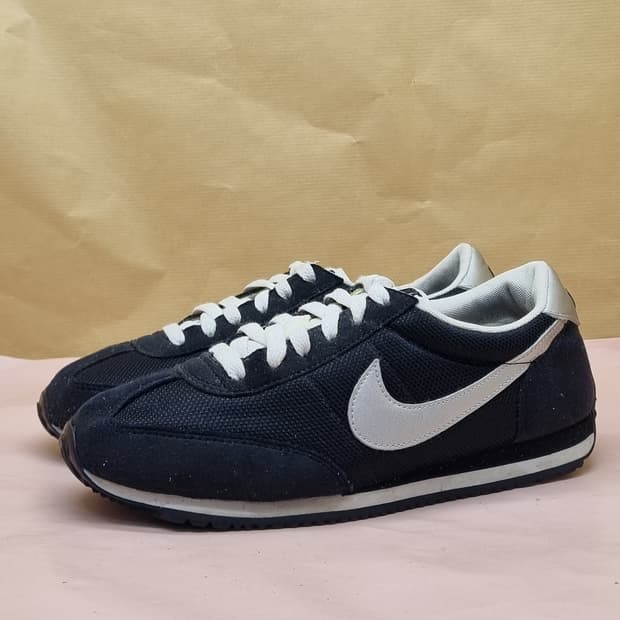 나이키 오세아니아 텍스타일 블랙 실버 운동화250 