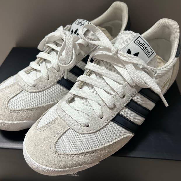 (택포) 아디다스 R71-화이트 / IH1321