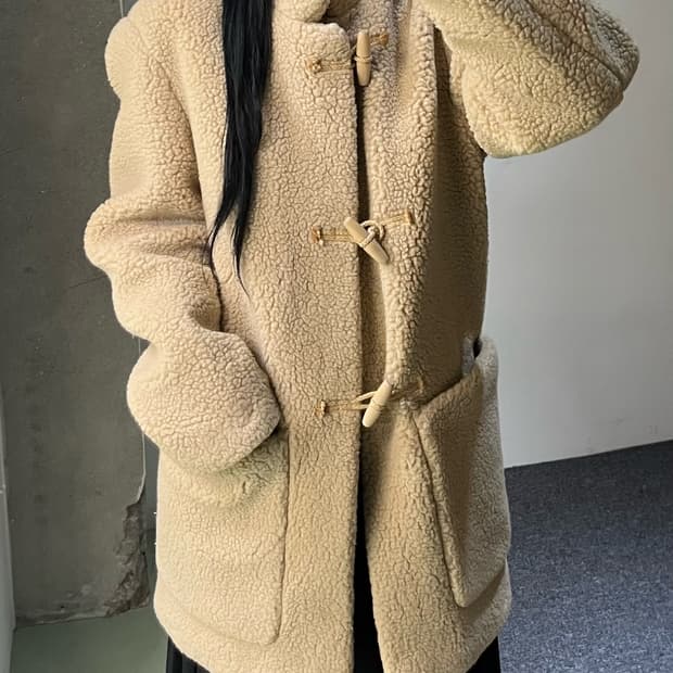 르메르 16f/w 시어링 더플 코트