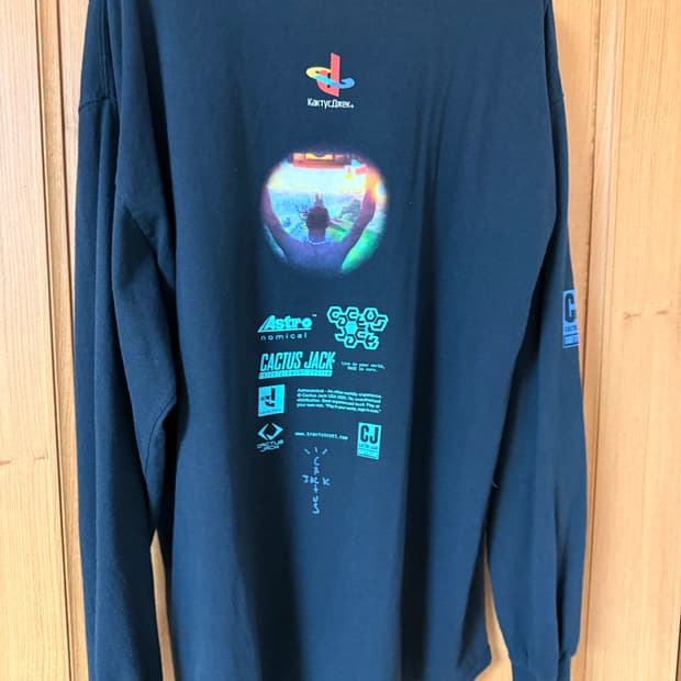 트레비스 스캇 X 플레이스테이션 포트나이트 롱슬리브 L