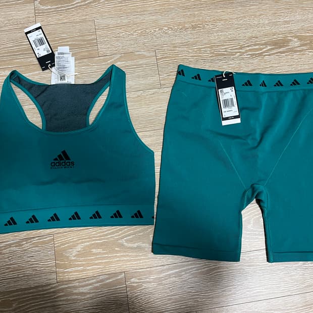 아디다스 운동복