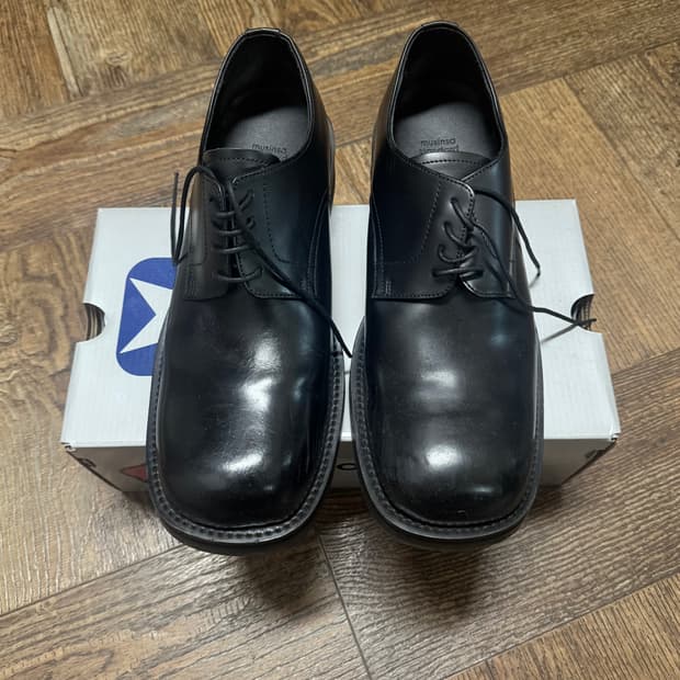 무신사 스탠다드 스퀘어 더비 슈즈 블랙 270