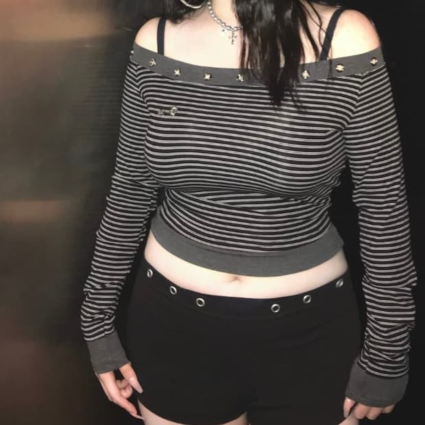 스터드 스트라이프 오프숄더