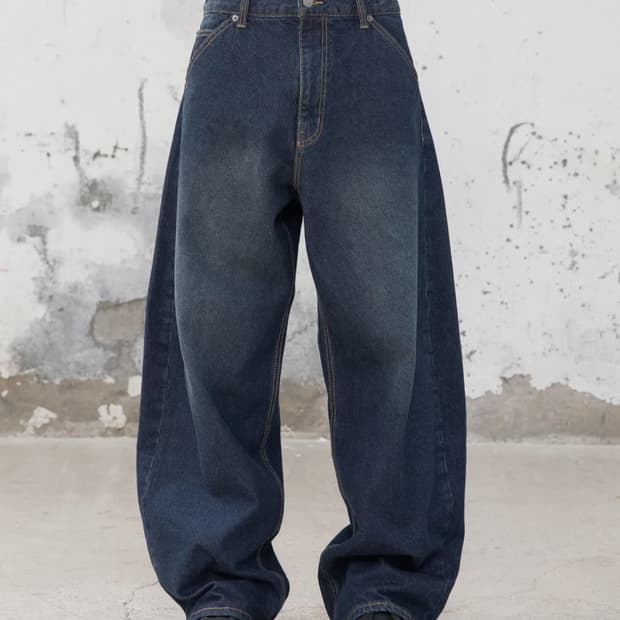 begin 202 아크 커브드 데님 팬츠