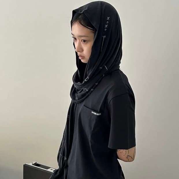 구매 )혜인서 티셔츠/스카프 구합니다