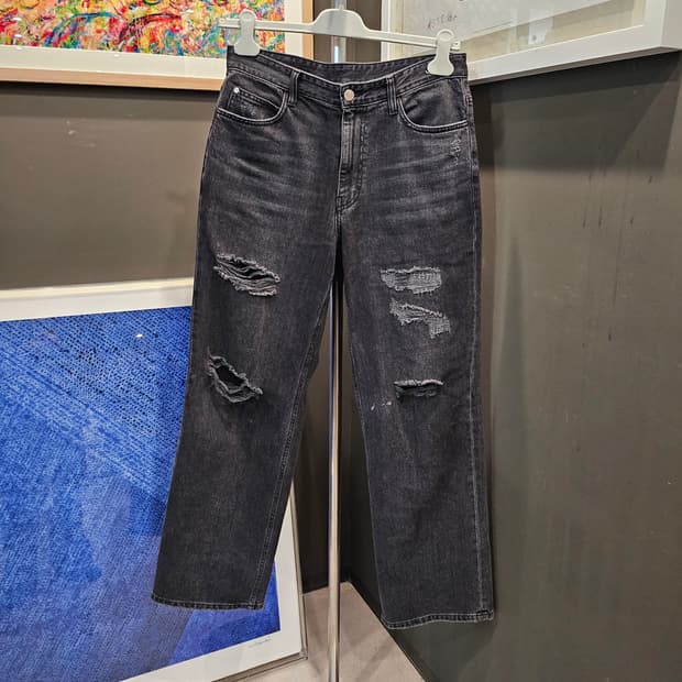 솔리드옴므 디스트로이드 가죽 패치로고 와이드 팬츠