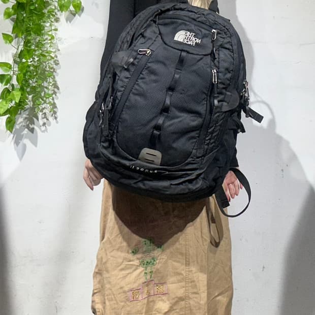 노스페이스 블랙 단종 모델 써지2 백팩 고프코어 가방 