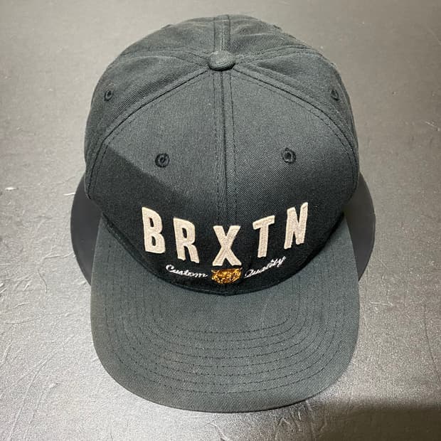 Brixton 6-panal vintage cap