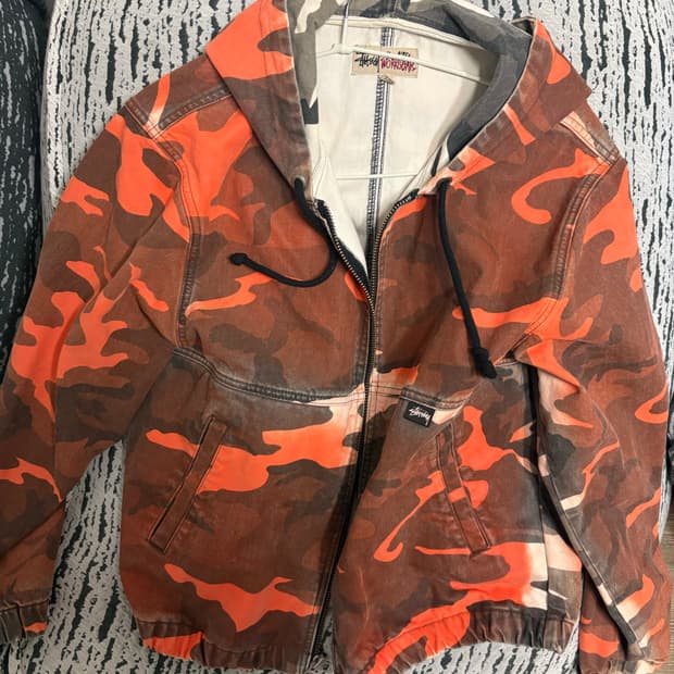 스투시 스프레이 다이 후드 워크 자켓 오렌지 카모 s사이즈