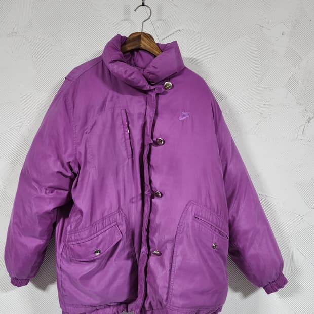 나이키 삼나스포츠 퍼플 푸퍼 다운 패딩 점퍼