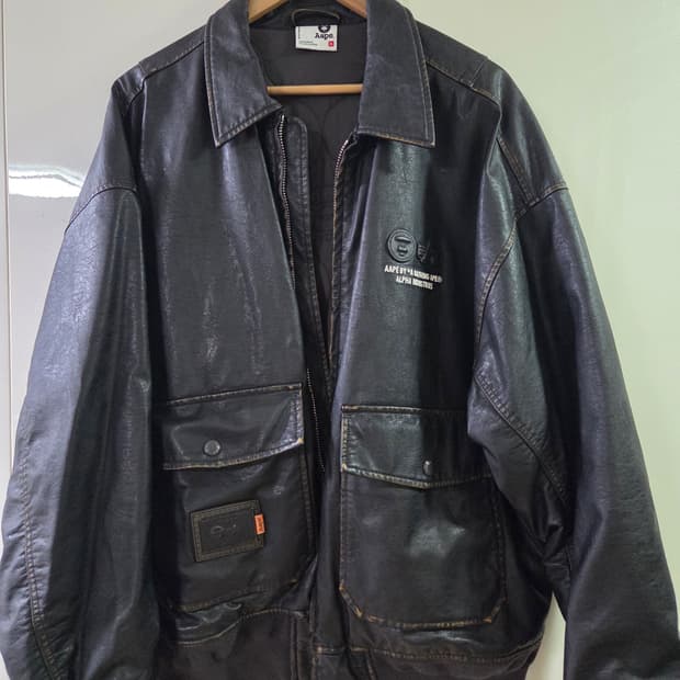 알파인더스트 x 에이프 퀼티드 레더 자켓 XL