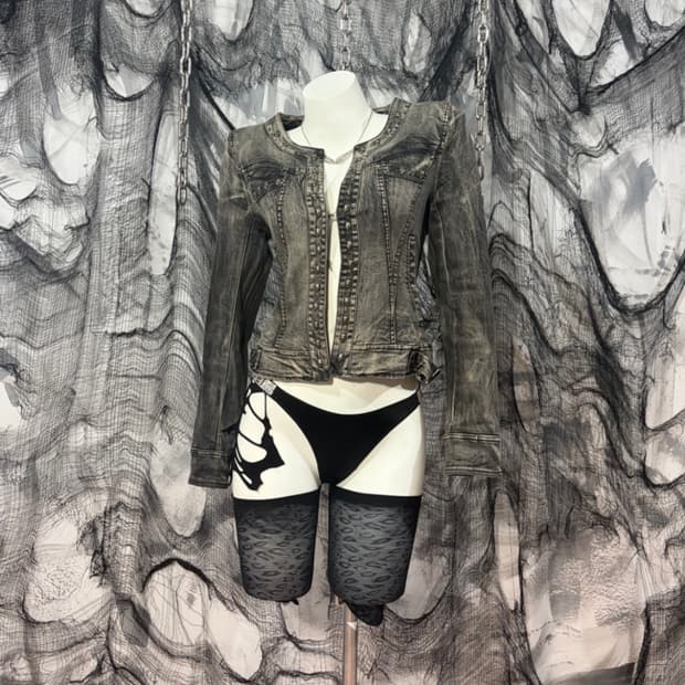Gothic skull cubic washing crop jacket