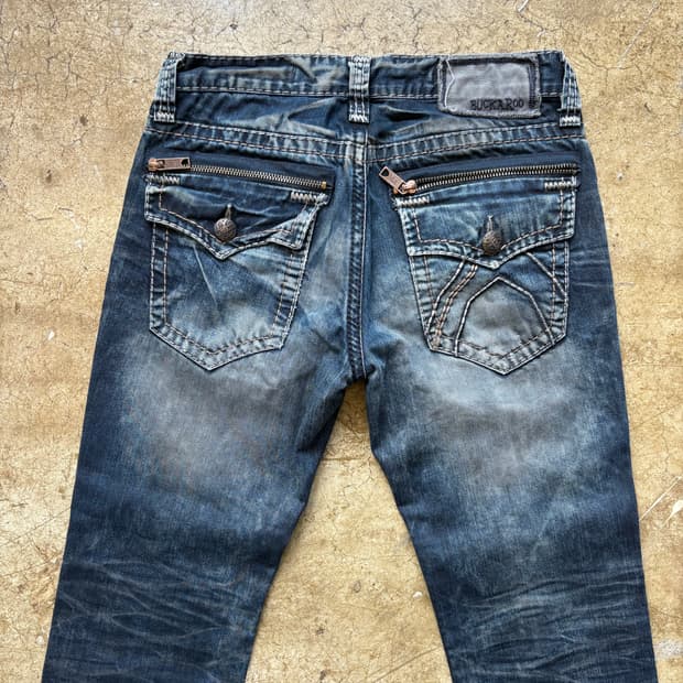 버커루 데미지 디테일 워싱 데님 팬츠