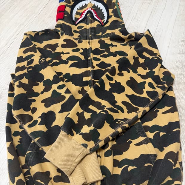 베이프 후드집업 황계 샤크 후드 디자인