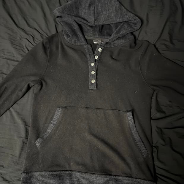 Aakam  Contrast Logo Button Hoodie 후드 블랙