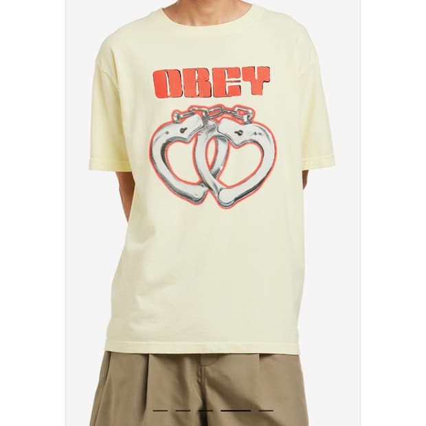 오베이 커프스 피그먼트 왁스 옐로우 반팔 티셔츠