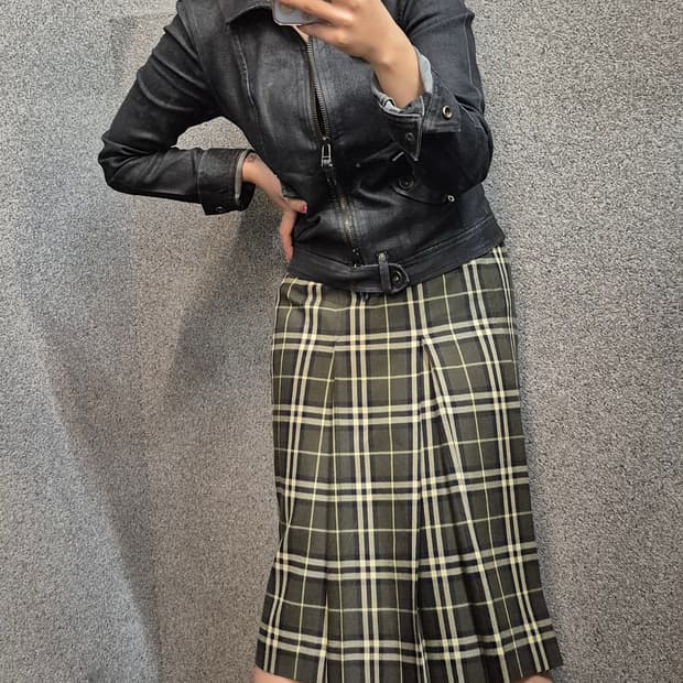 BERBURRY GREEN CKECK SKIRT