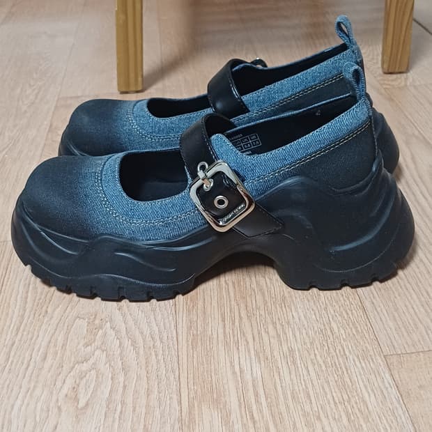 urban revivo 어반레비보 통굽슈즈240(택포)