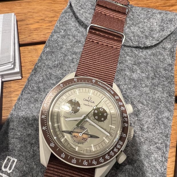오메가 스와치 문스와치 토성 새턴 신품판매합니다