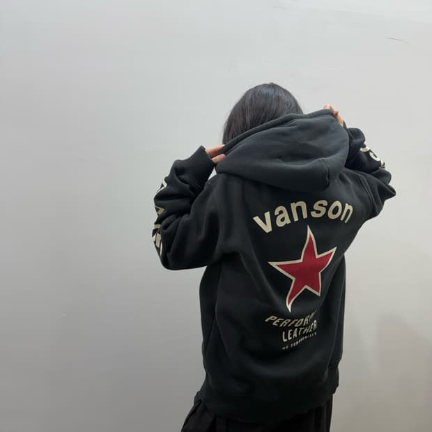 밴슨 오버핏 로고 후드집업