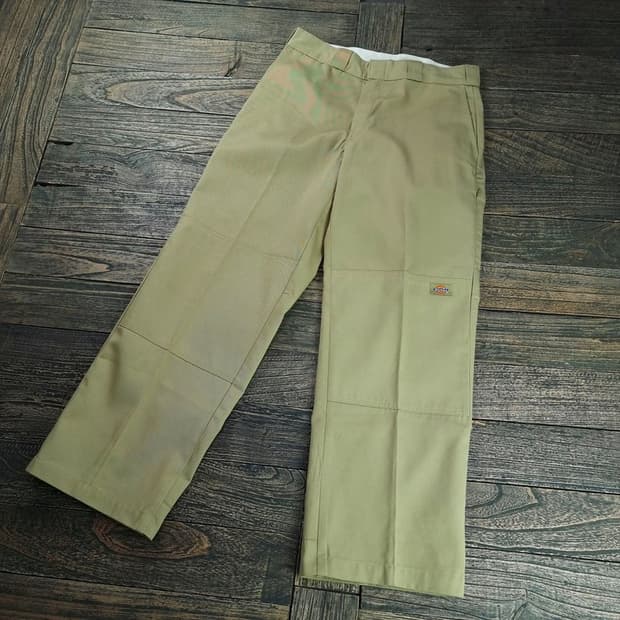 [디키즈] 로고 패치 더블니 워크 팬츠 베이지 M18565