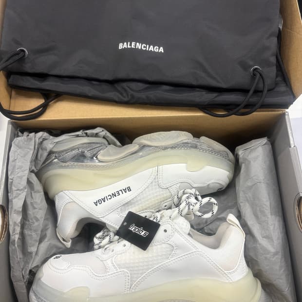 (미착용) 발렌시아가 트리플S 화이트스니커즈 38(250)
