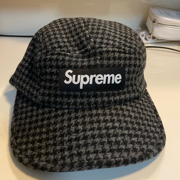 슈프림 캠프캡 os