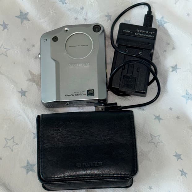 FujiFlim FinePix 4800Z