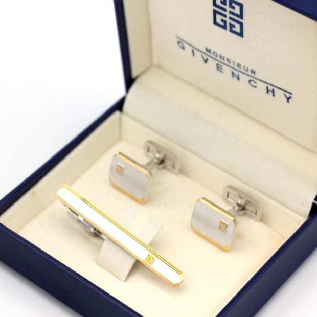 지방시 A+등급 5.1cm 명품 넥타이핀 커프스 세트