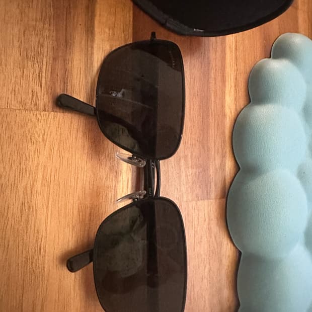 불가리 선글라스