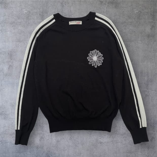 마르디 메크르디 Mardi mercredi 블랙 악티프 플라워 니트 F